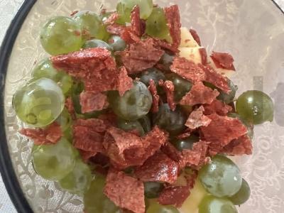 Vaisių salotos su braškių pasta Žingsnis 4