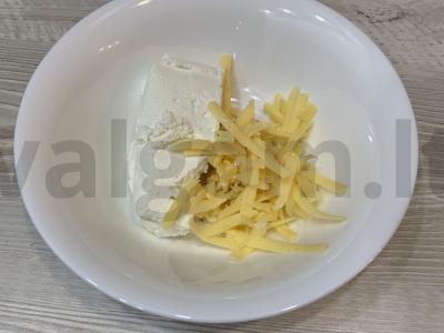 Lavašas su pomidorais, varške ir sūriu Žingsnis 1