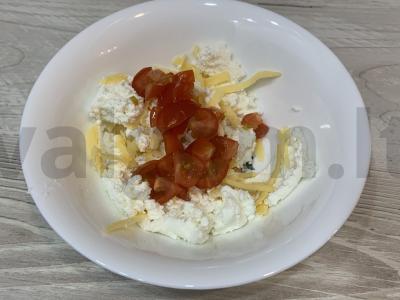 Lavašas su pomidorais, varške ir sūriu Žingsnis 3