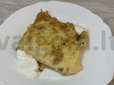 Lavašas su pomidorais, varške ir sūriu pagrindine nuotrauka