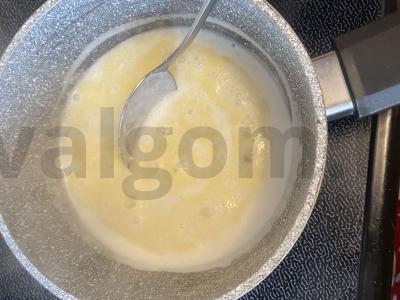 Kruopų košė su juodaisiais serbentais pusryčiams Žingsnis 3