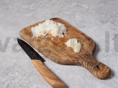 Makaronai su grietinėlės padažu Žingsnis 1