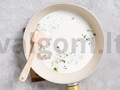 Makaronai su grietinėlės padažu Žingsnis 8