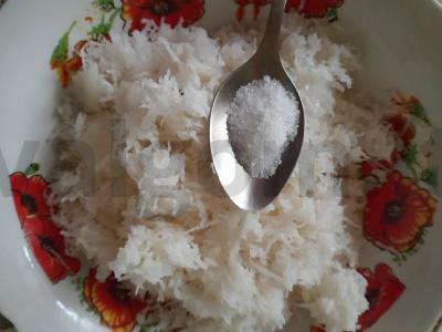 Rutabaga su aliejumi ir druska Žingsnis 3