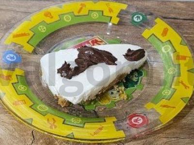 Sūrio pyragas be kepimo su šokoladiniu riešutų kremu pagrindine nuotrauka