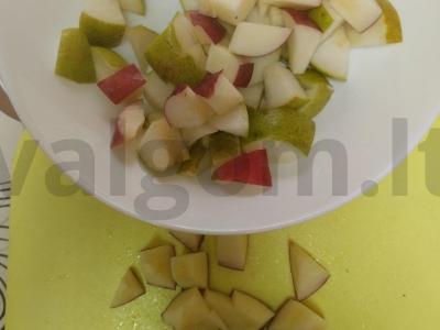 Vaisių desertas „Drakono kiaušinis“ su kondensuotu pienu Žingsnis 2