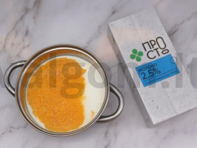 Bananinė užpiltinė su grietinėlėmis ir pienu Žingsnis 3