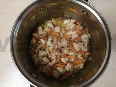 Bulguro plovas su vištiena Žingsnis 4