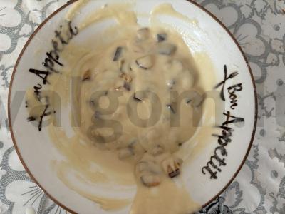 Švelnūs blynai su slyvų gabaliukais Žingsnis 5