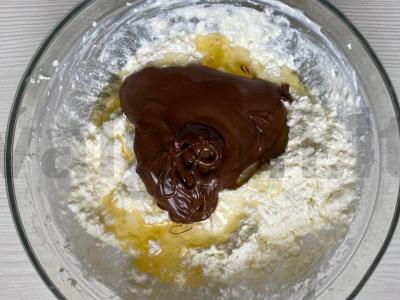 Šokoladinė Velykų pyragas su medumi Žingsnis 2