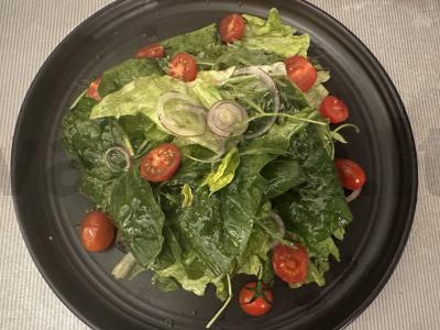 Salotos su tunu ir vyšniniais pomidorais Žingsnis 3