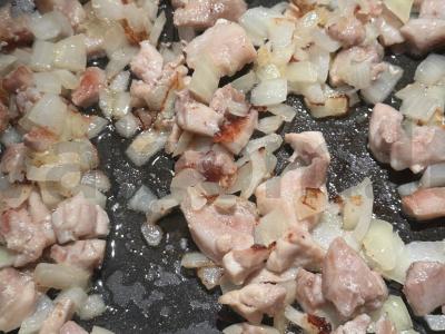 Birus plovas su triušiena ir riešutais Žingsnis 1