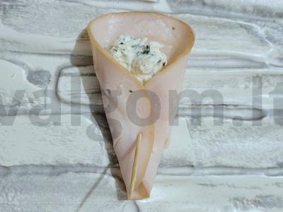 Šventinė užkandis iš paukštienos su varškės sūriu Žingsnis 4