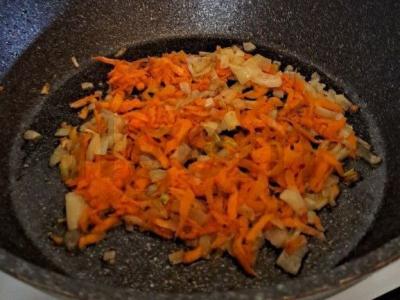 Žuvies konservų sriuba su kiaušiniu Žingsnis 8