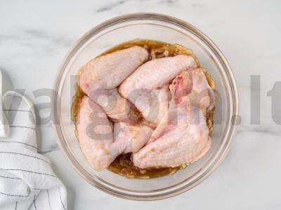 Vištienos sparneliai ant grotelių Žingsnis 2