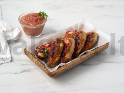 Vištienos sparneliai ant grotelių pagrindine nuotrauka