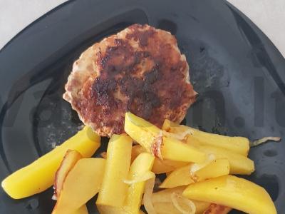 Kotletai su parmezano sūrio įdaru pagrindine nuotrauka