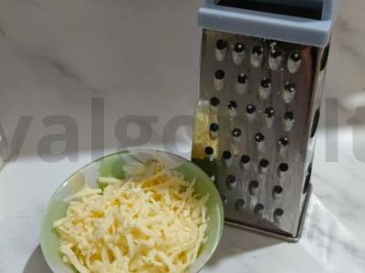 Vasaros užkandis iš pomidorų Žingsnis 2