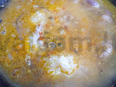 Jasmine ryžių plovas su vištienos širdelėmis Žingsnis 6