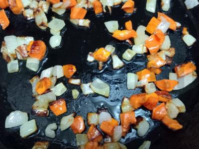 Kvinoja su jautienos faršu Žingsnis 2