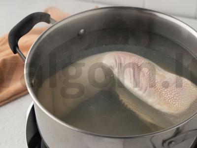 Salotas „Mįslė“ su paprikomis ir liežuviu Žingsnis 1