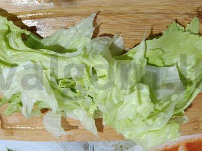 Salotos su menkės kepenimis ir daržovėmis Žingsnis 5