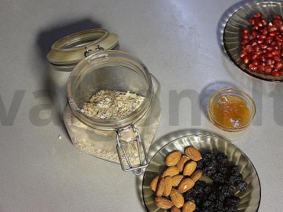 Paslaptinga avižinė košė su slaptais ingredientais Žingsnis 1