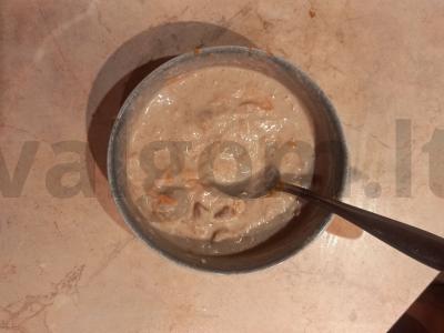 Morkų pyragas be cukraus Žingsnis 3