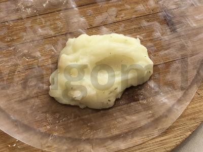 Ryžių popieriaus blynai su bulvėmis Žingsnis 3