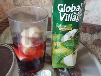 Aviečių ir mėlynių kokteilis su obuolių sultimis Žingsnis 3