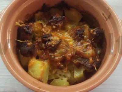 Bulvės su kalakutiena puode pagrindine nuotrauka