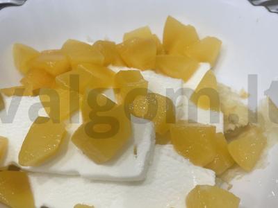 Desertas „Kremiškas persikas“ pagrindine nuotrauka