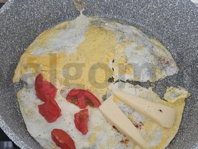 Kiaušinių blynai su mėsa ir sūriu Žingsnis 3