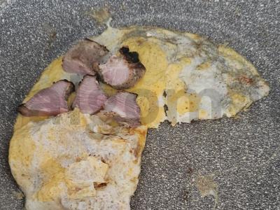 Kiaušinių blynai su mėsa ir sūriu Žingsnis 4