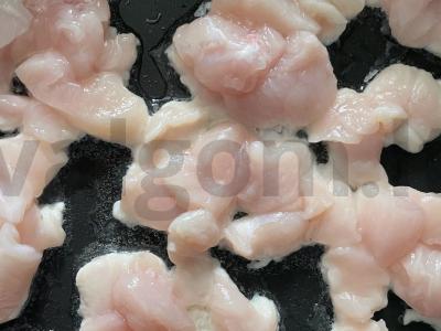 Vištienos guliašas su pomidorų padažu Žingsnis 1