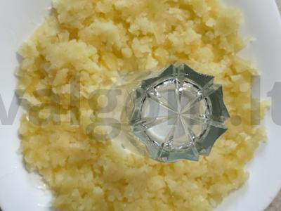 Salotas „Švelni mimosa“ Žingsnis 6