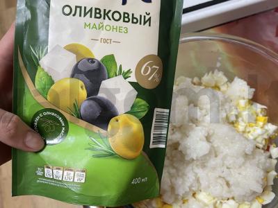 Salotos su kukurūzais ir krabų mėsa Žingsnis 6