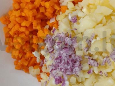 Salotos su jūros kopūstais ir daržovėmis „Puikus“ Žingsnis 2