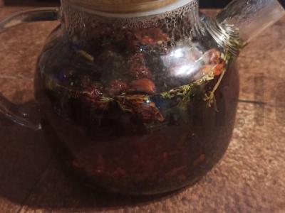 Žaliasis arbata su erškėtuogėmis Žingsnis 3