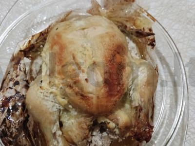 Keptas vištienos su grietine ir česnaku padažas pagrindine nuotrauka