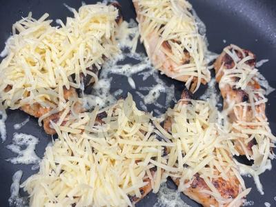 Vištienos filė po sūriu su čili padažu Žingsnis 8