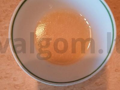 Salotos su tunu ir medaus-garstyčių padažu Žingsnis 2