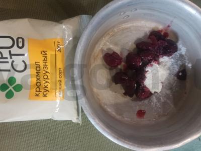 Vyšnių štrudelis iš sluoksniuoto tešlos Žingsnis 2