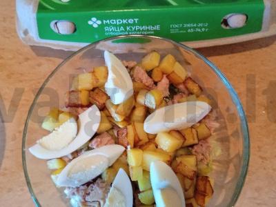 Salotos su tunu ir medaus-garstyčių padažu Žingsnis 9