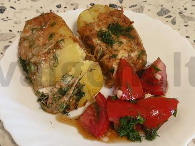 Kumpis orkaitėje su sūriu pagrindine nuotrauka