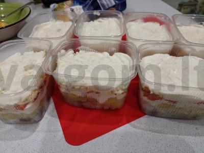 Porcijų salotas „Silkė po kailiu“ Žingsnis 4