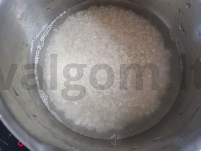 Apversti ritinėliai su lašiša, avokadu ir omletu Žingsnis 2