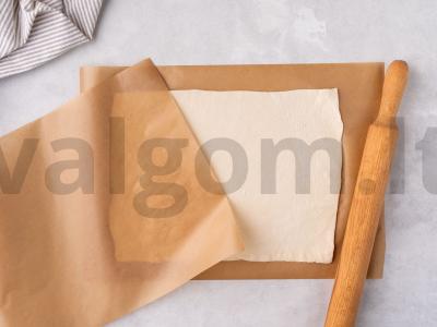 Sluoksniuotas vainikas su šokoladiniu kremu Žingsnis 1