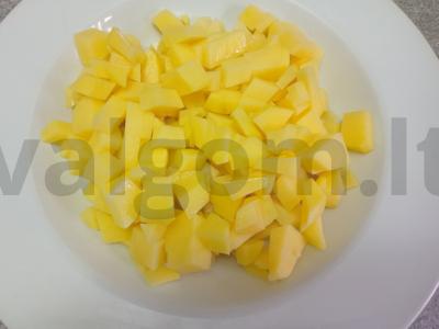 Garbanotas sriuba su bulguru vištienos sultinyje Žingsnis 1