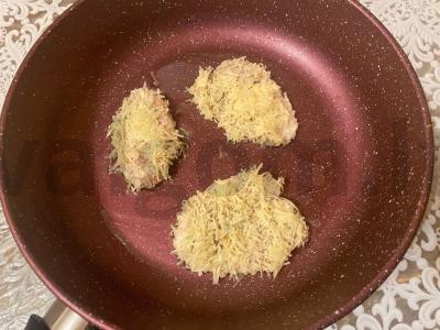 Vištienos filė su sūriu ir prieskoniais „Dvigubas česnakas“ Žingsnis 6